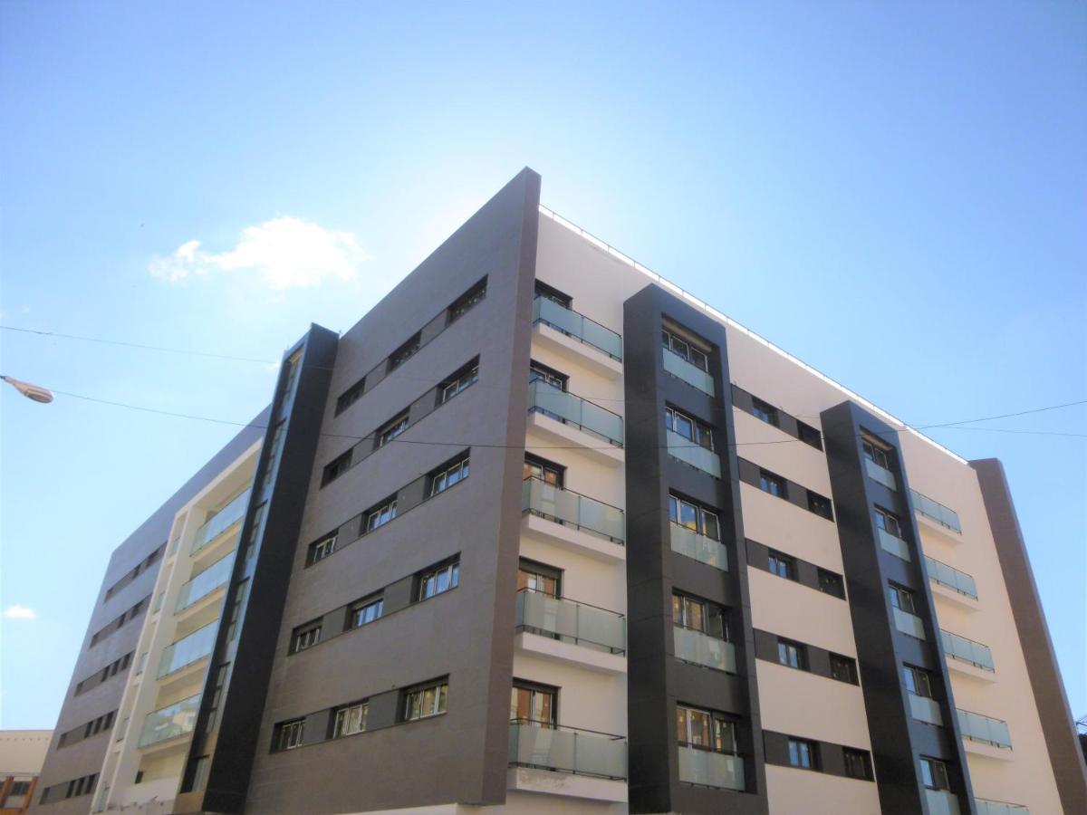 Ab Vialia Estacion Suitemalaga - Parking Exterior foto